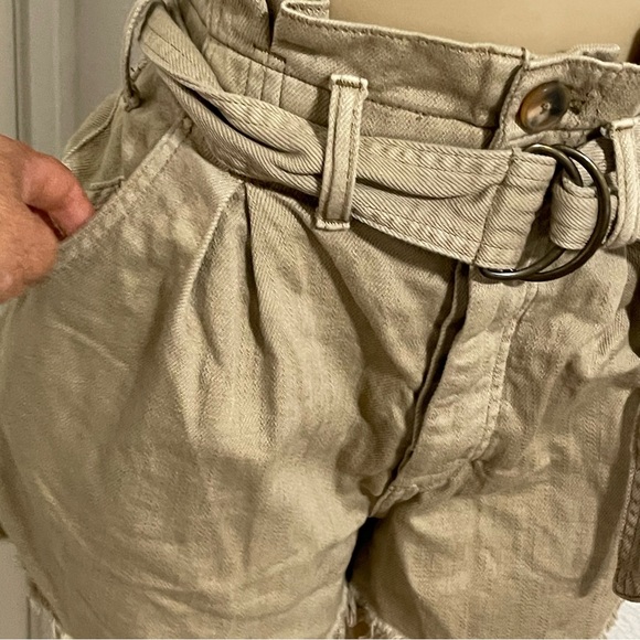 Free People see you sometime cutoff pleated beige high waisted shorts M - Picture 5 of 12